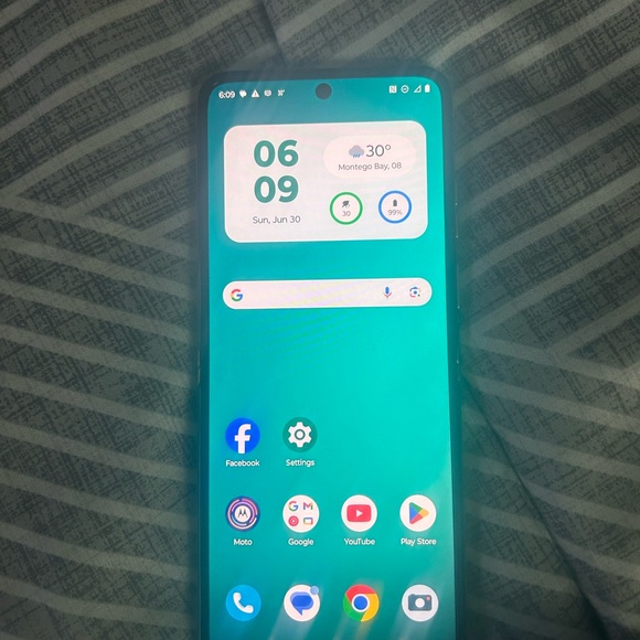 Motorola razr - Picture 8 of 8